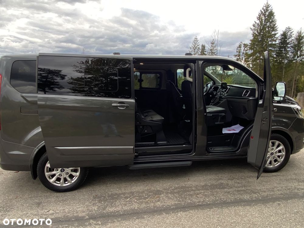 Ford Tourneo Custom - 15