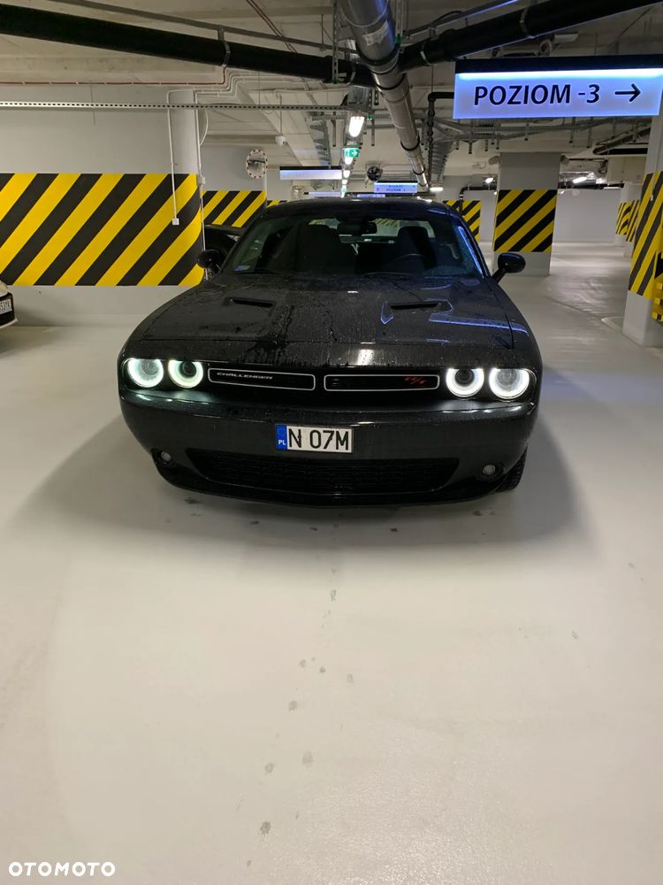 Dodge Challenger 5.7 R/T - 1