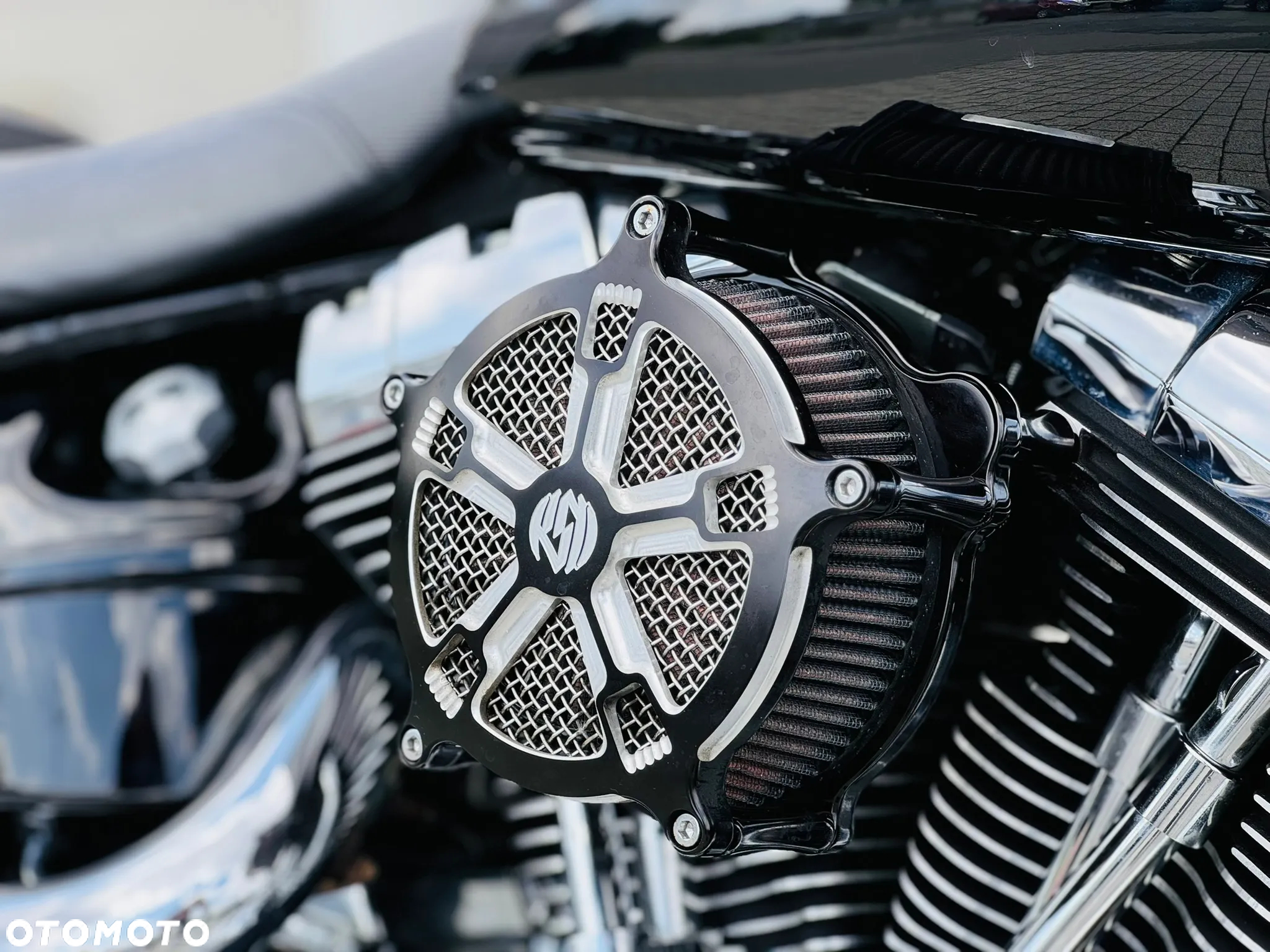Harley-Davidson FXSB Breakout - 9