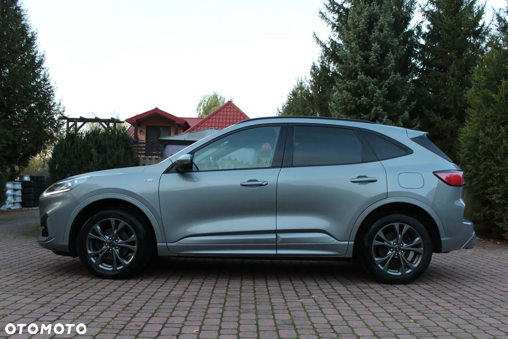 Ford Kuga 2022 photo 3