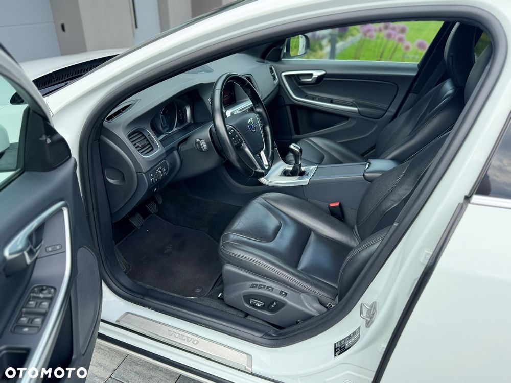 Volvo V60 T4 Drive-E Summum - 5
