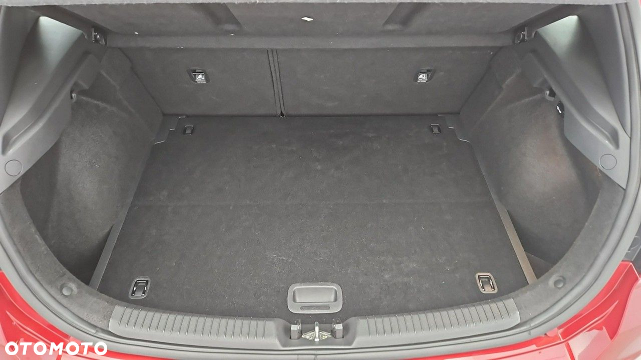 Hyundai i30 1.5 DPI Modern - 24