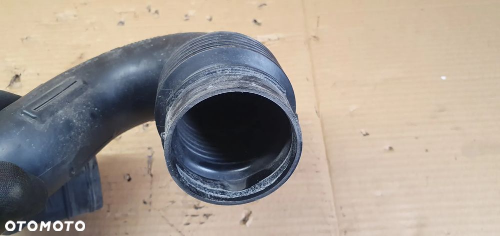 Rura dolot wlot kanał powietrza Opel Vivaro B Trafic III 1.6 DCI 165555514R - 4