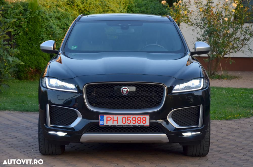 Jaguar F-Pace 25d AWD Aut. R-Sport - 1