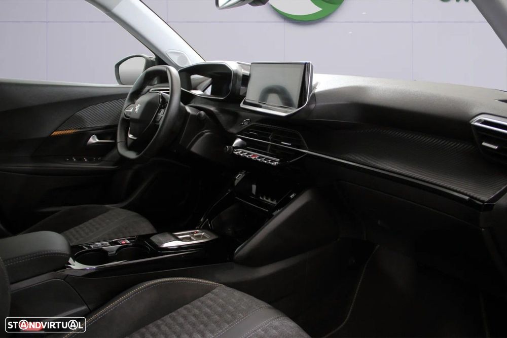 Peugeot e-2008 Allure — fotografia 8