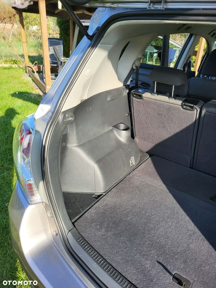 Toyota Verso 2.0 D-4D 5-Sitzer Executive - 24