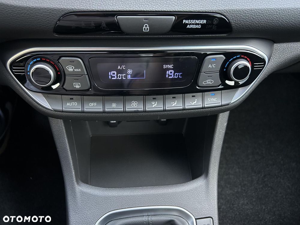 Hyundai i30 - 26