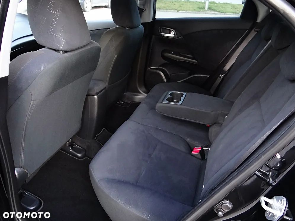 Honda Civic 1.8 Executive - 37