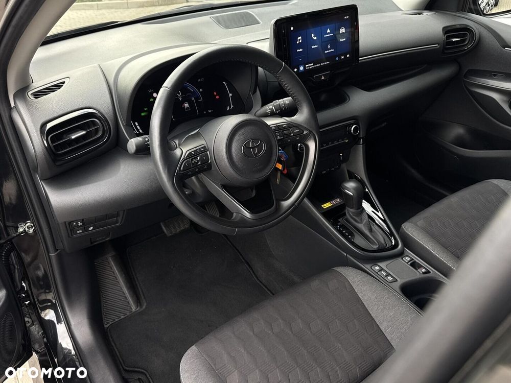 Toyota Yaris Hybrid 1.5 Style - 11