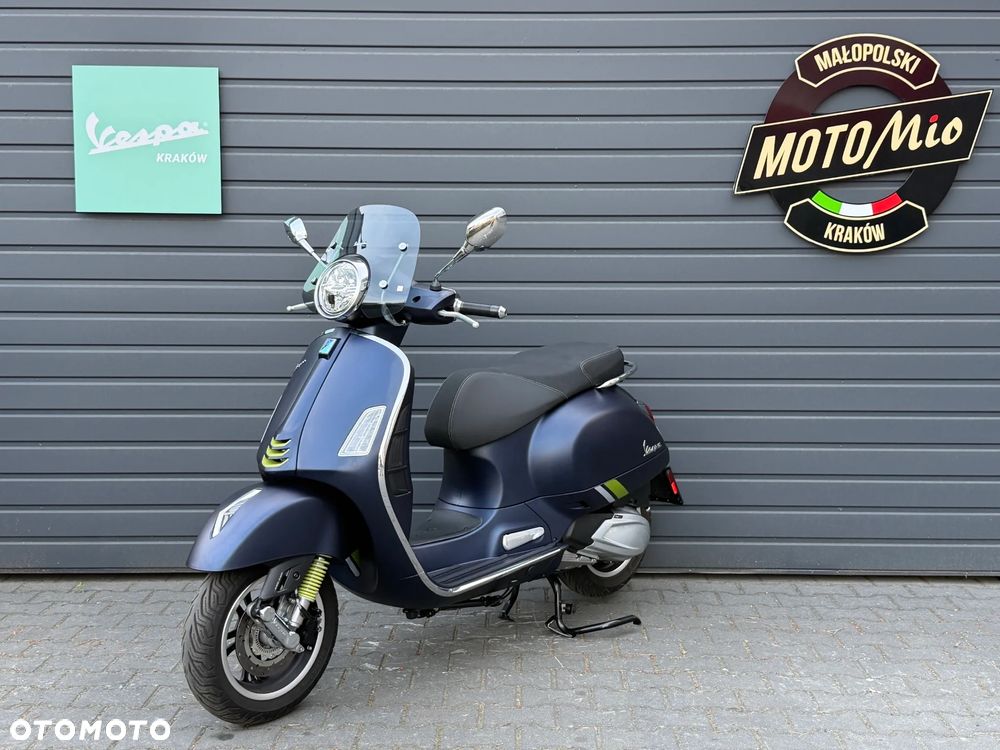 Vespa GTS - 1