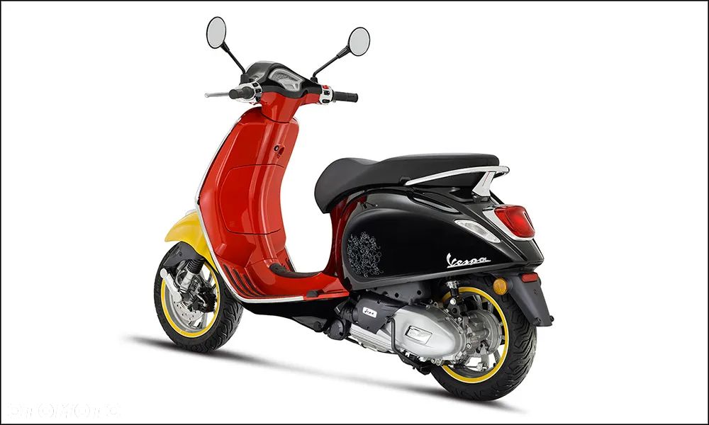 Piaggio Vespa - 2