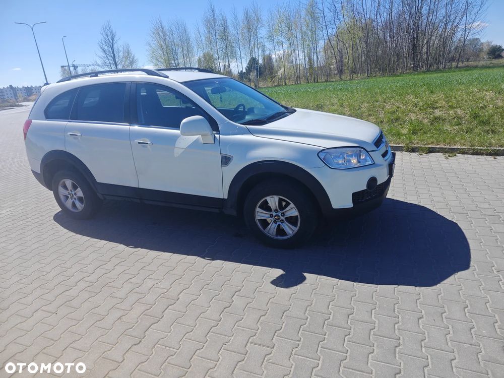 Chevrolet Captiva 2.0 d LS - 4