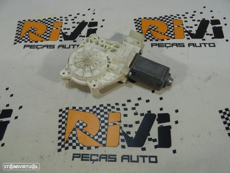 Motor Do Elevador De Vidro Frente Esquerdo Bmw 5 (F10)  914546102 / 77 - 1