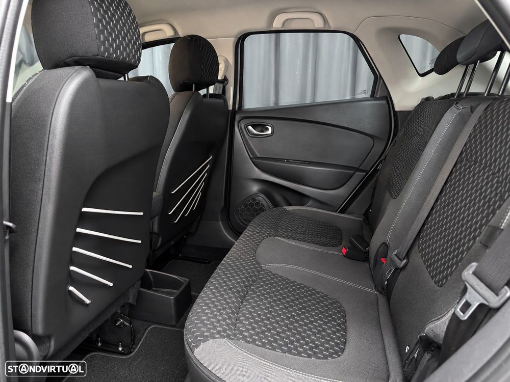 Renault Captur 1.5 dCi Exclusive - 19