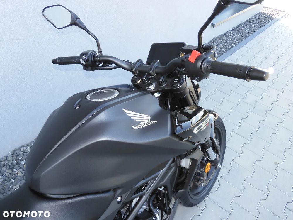 Honda CB - 9