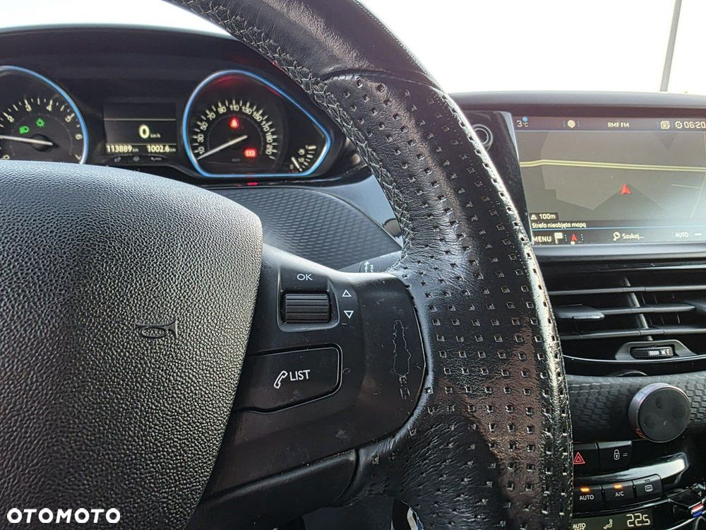 Peugeot 2008 1.2 Pure Tech Crossway S&S - 39