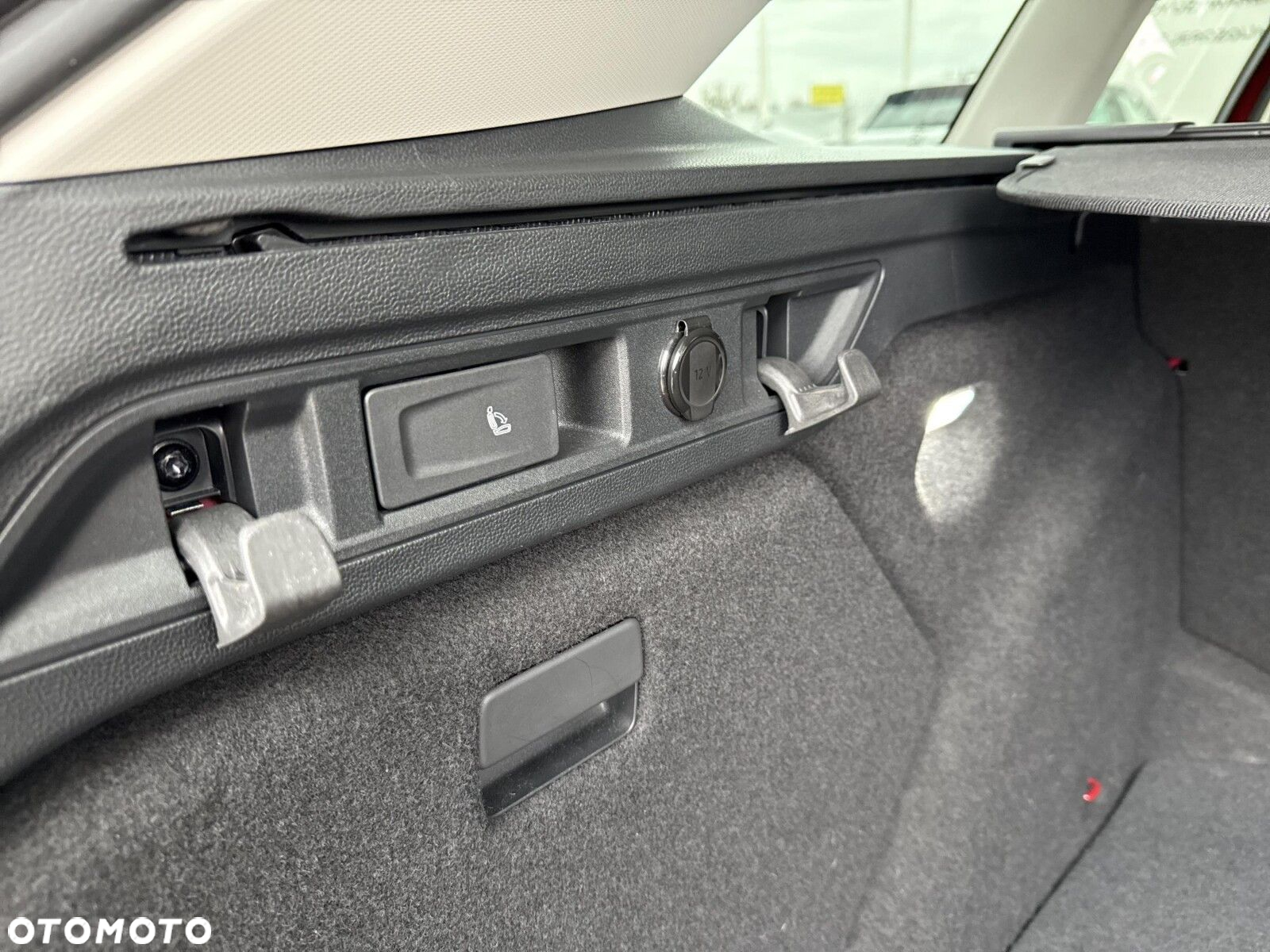 Skoda Superb 2.0 TDI SCR 4x4 L&K DSG - 33