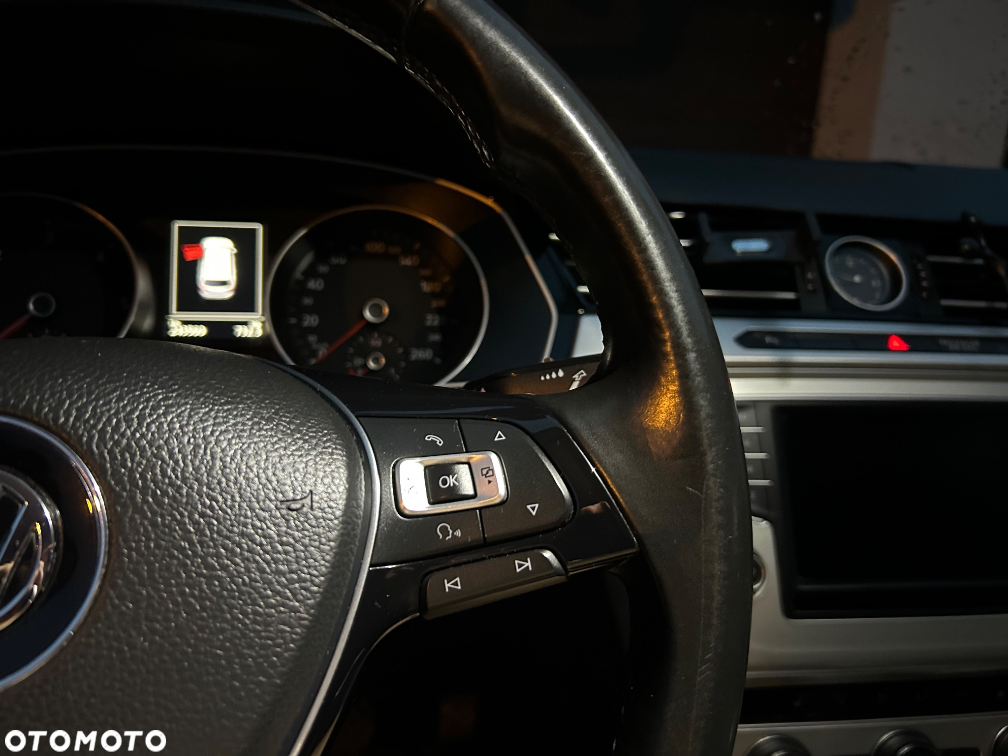 Volkswagen Passat 2.0 TDI BMT Comfortline DSG - 11