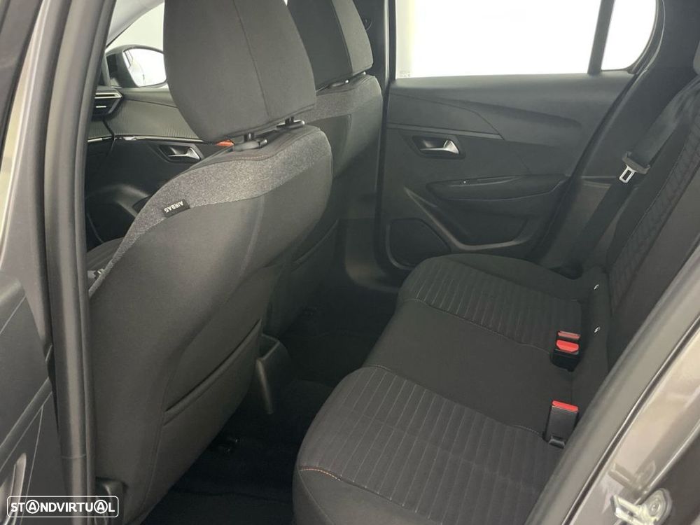 Peugeot 208 1.2 PureTech Active - 12