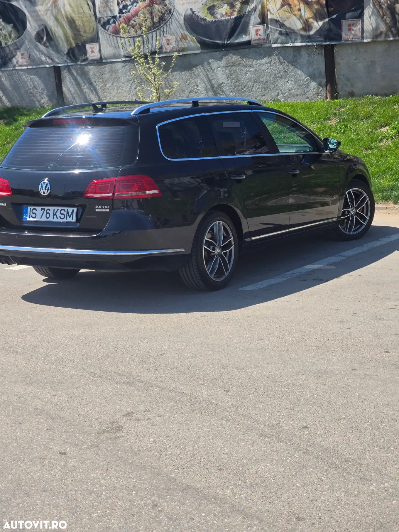 Volkswagen Passat Variant 2.0 TDI Blue TDI DSG Comfortline - 2