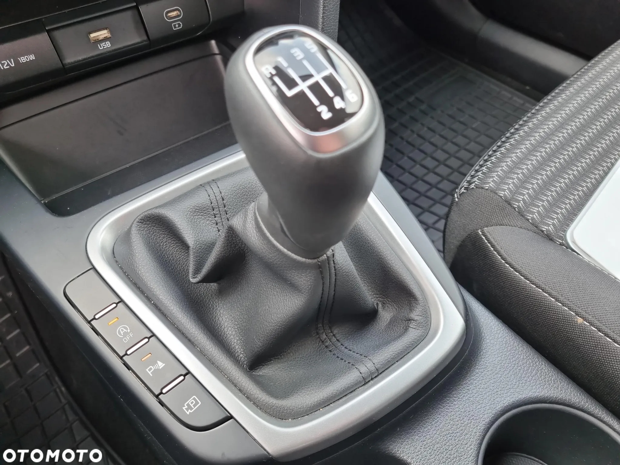 Kia XCeed 1.5 T-GDI M - 21