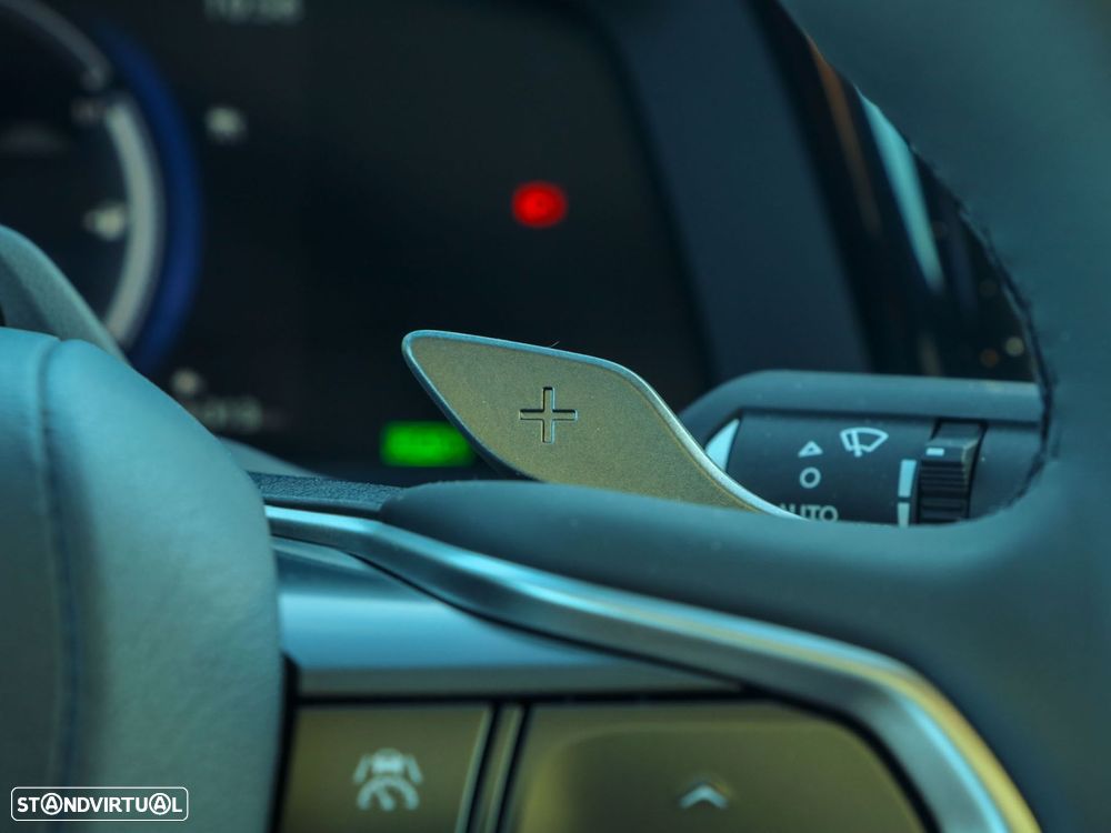 Lexus RZ 450e Luxury Bi-Tone - 28