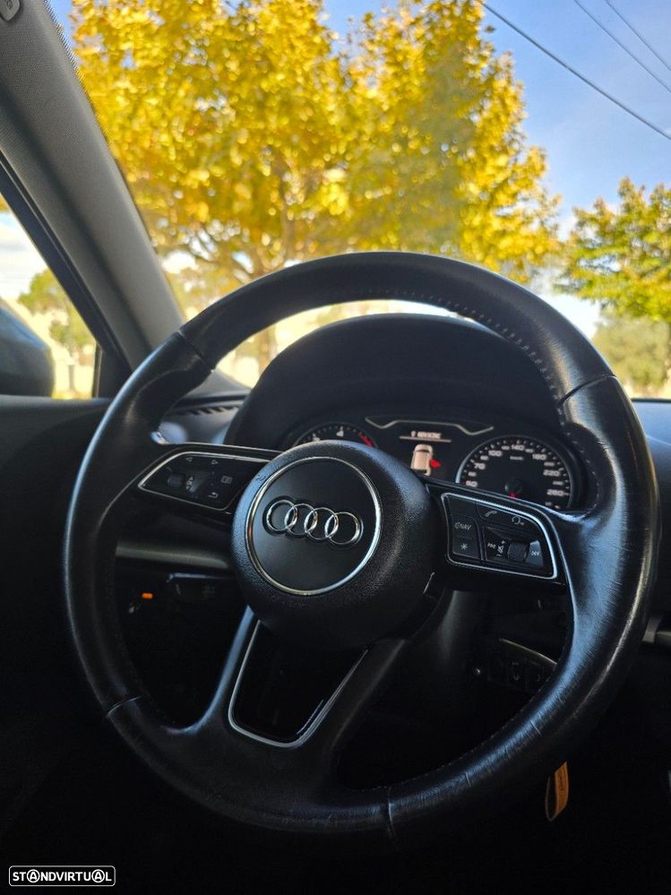 Audi A3 Sportback 1.6 TDI S-line - 10