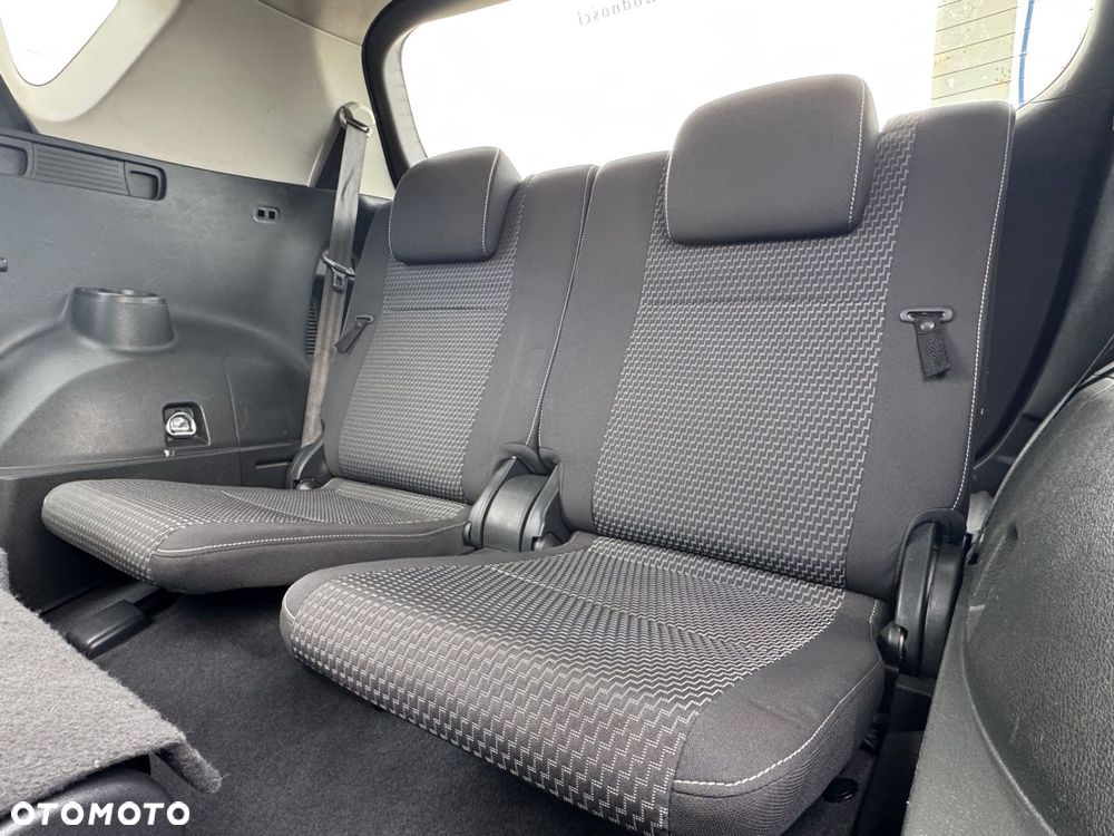 Toyota Verso - 18