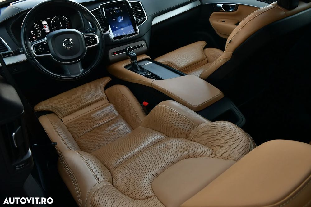 Volvo XC 90 D5 AWD Geartronic Inscription - 26