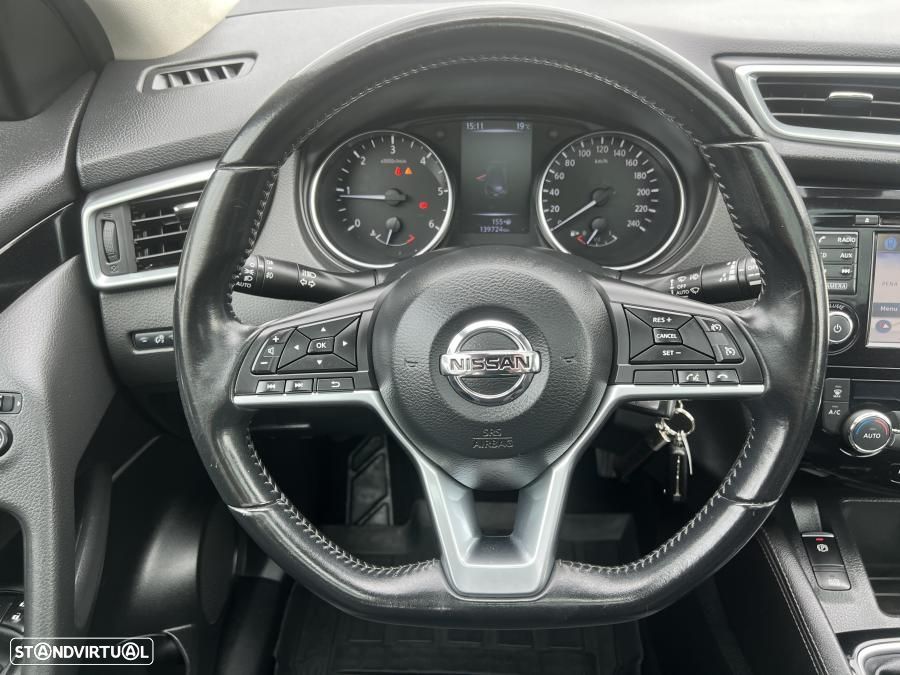Nissan Qashqai 1.5 dCi N-Connecta - 27