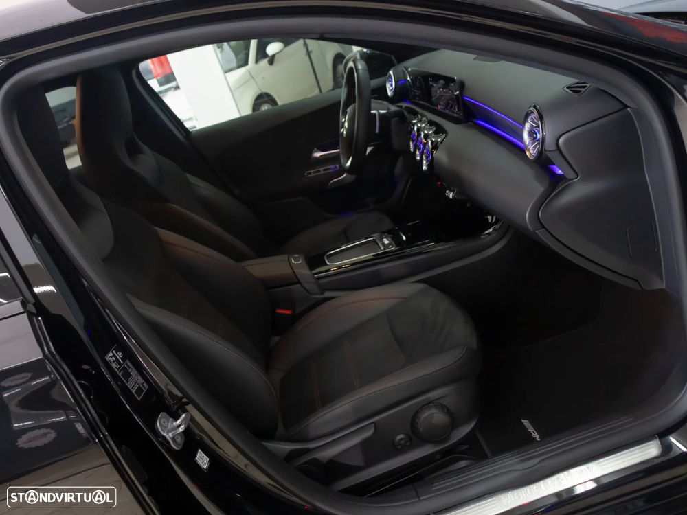 Mercedes-Benz A 200 AMG Line Aut. - 12