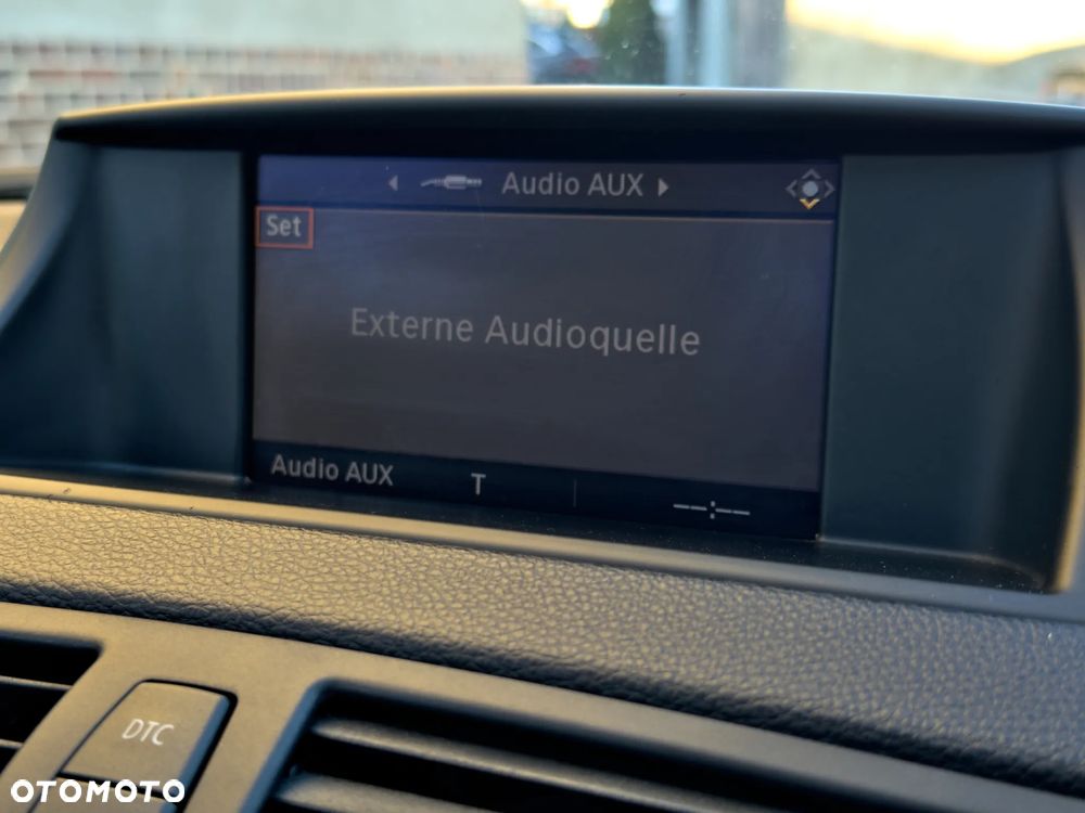 BMW Seria 1 120d DPF Edition Sport - 32