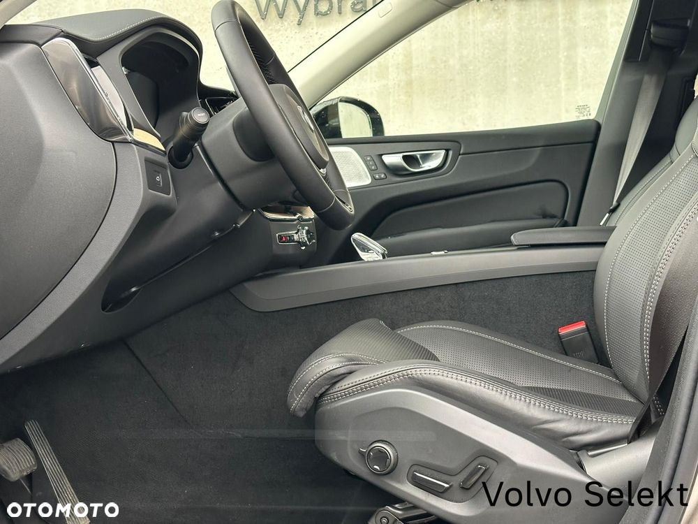 Volvo XC 60 - 25