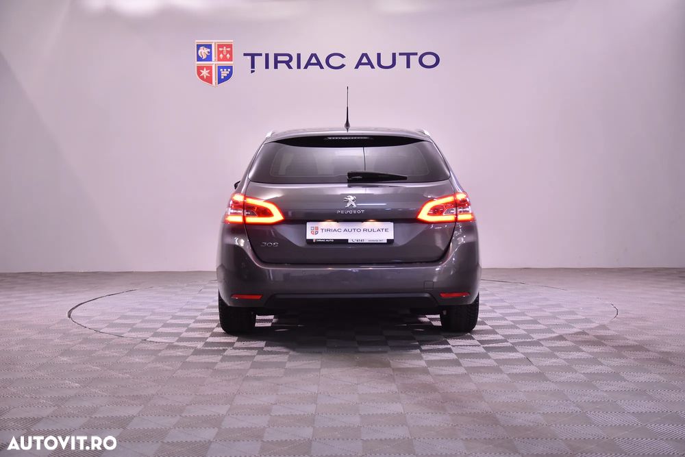 Peugeot 308 - 4