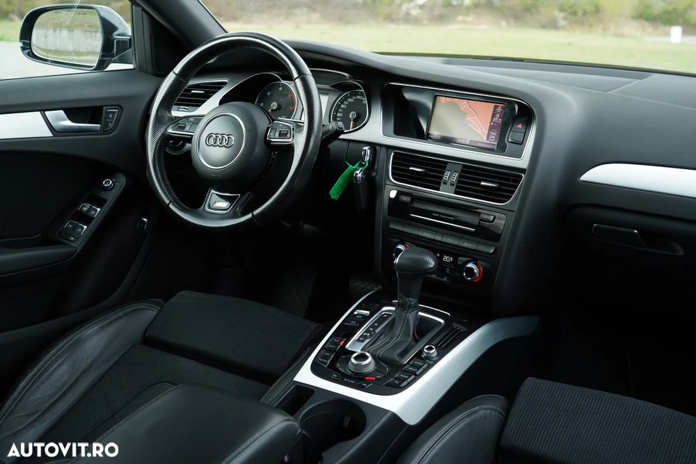 Audi A4 2.0 TDI DPF S line Sportpaket - 9