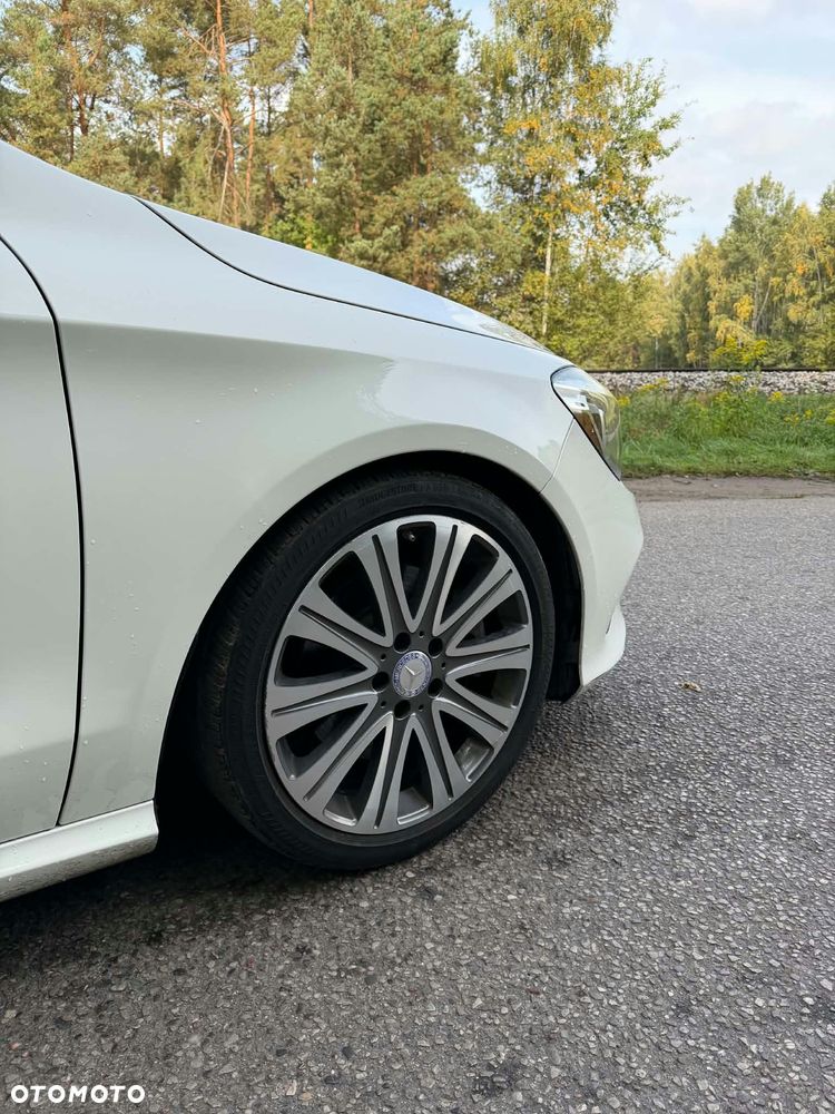 Mercedes-Benz CLA - 18