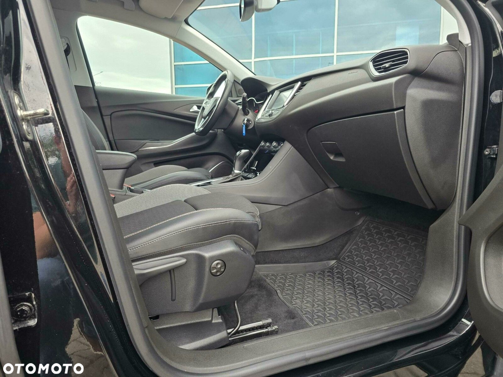 Opel Grandland X 1.2 T GPF Elegance Business Pack S&S - 16