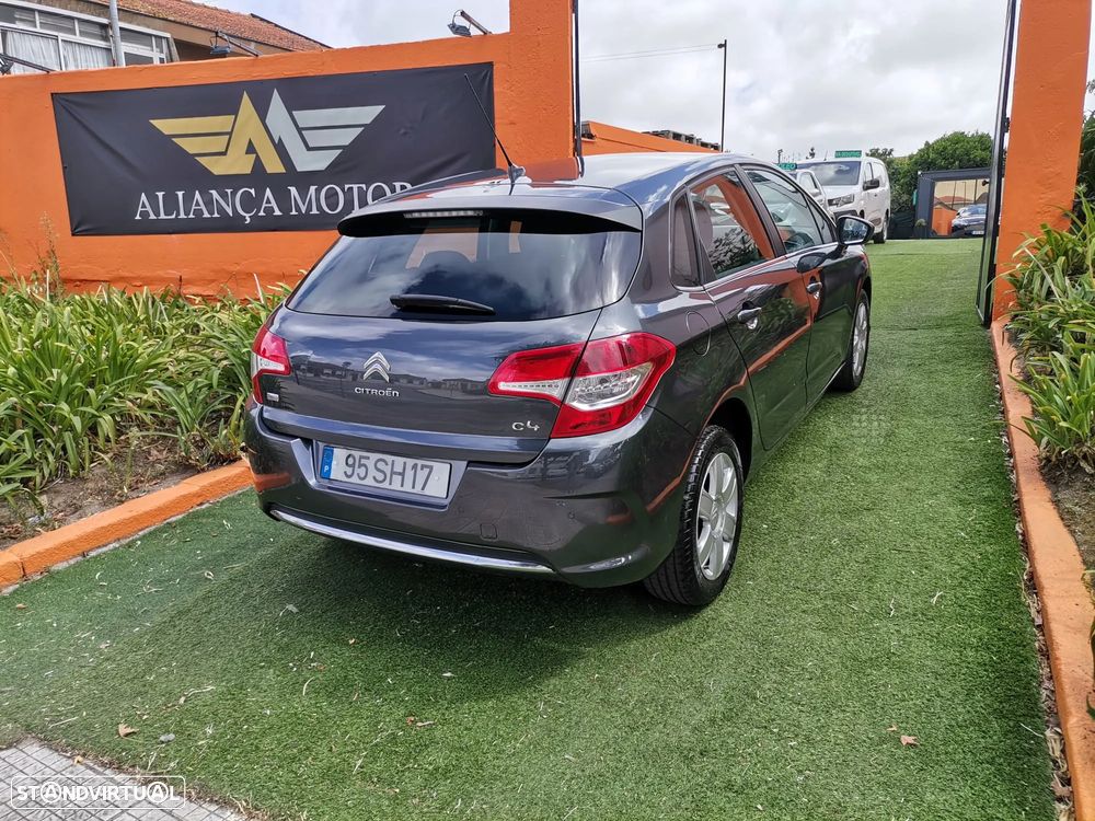 Citroën C4 e-HDi 115 ETG6 Selection - 3