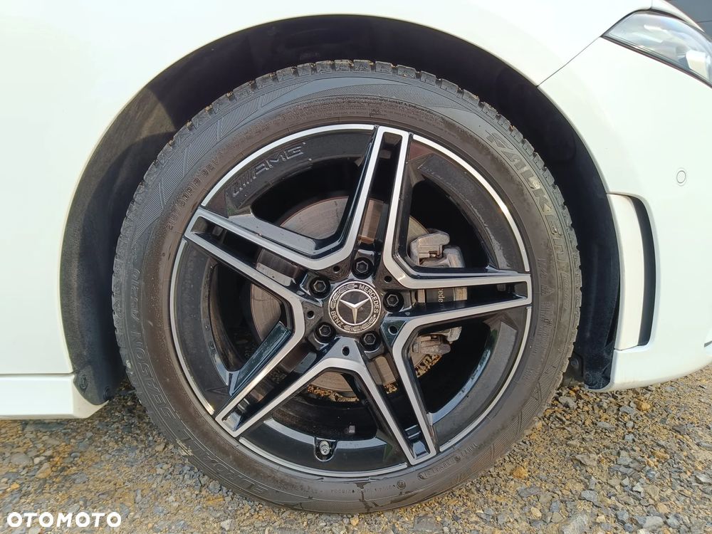Mercedes-Benz Klasa A 200 4-Matic AMG Line 8G-DCT - 33