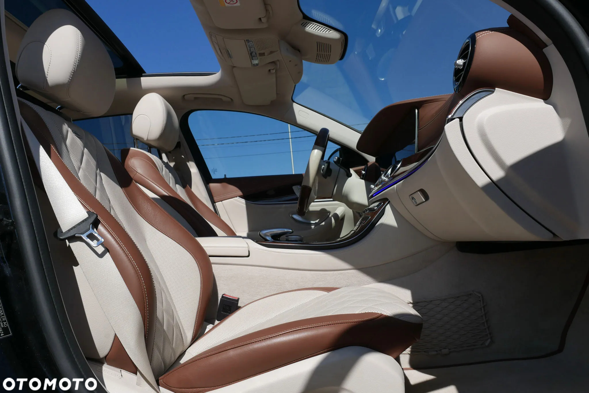 Mercedes-Benz Klasa E 220 d T 9G-TRONIC AMG Line - 13