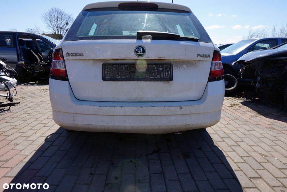 ZDERZAK TYLNY FABIA III NJ3 KOMBI LF9E  BIAŁY SKODA 2014-2018 - 1