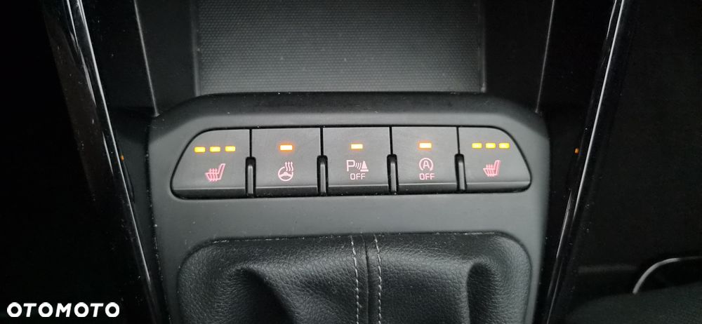 Kia Rio - 27