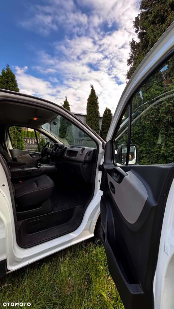 Renault TRAFIC - 9