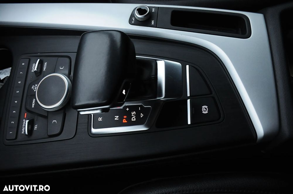 Audi A4 2.0 TDI S tronic - 21