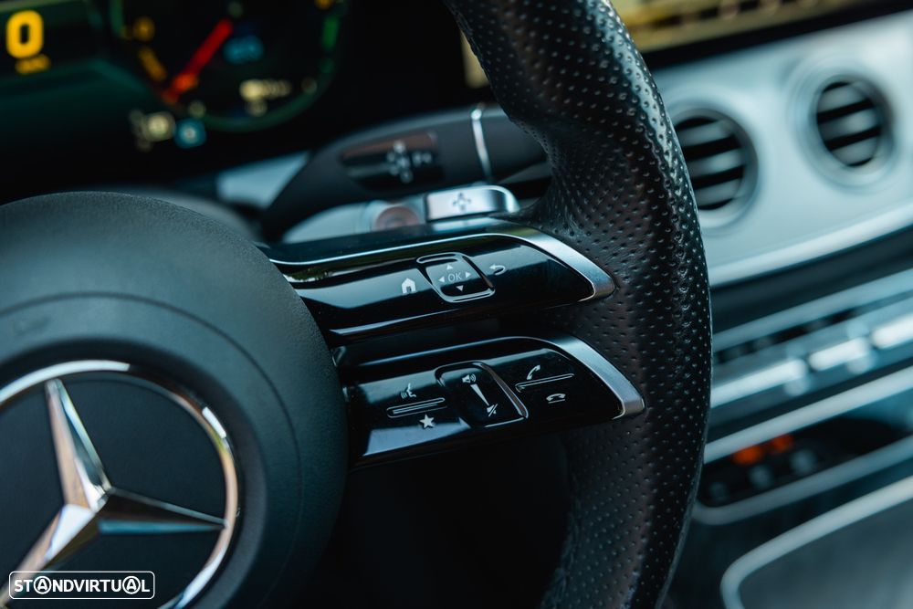 Mercedes-Benz E 300 de AMG Line - 32