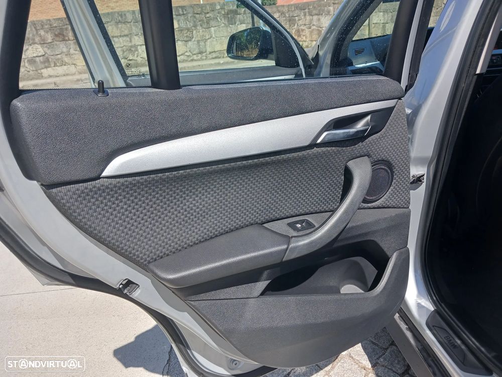 BMW X1 16 d sDrive Line Sport - 21