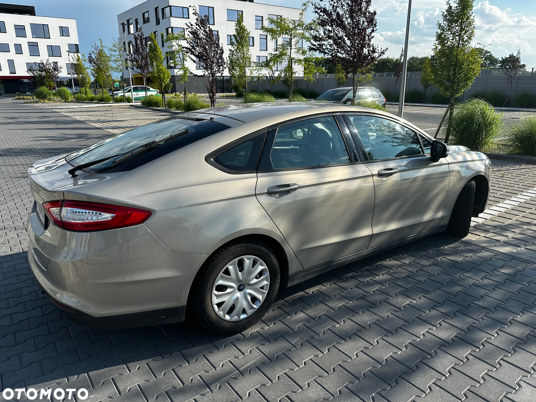 Ford Mondeo - 8