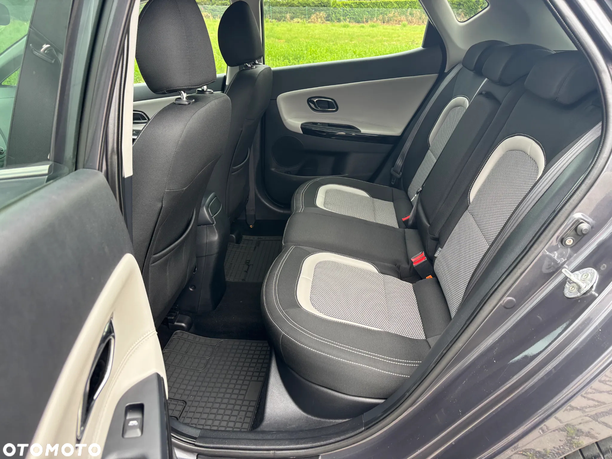 Kia Ceed Cee'd 1.6 CRDi M - 23