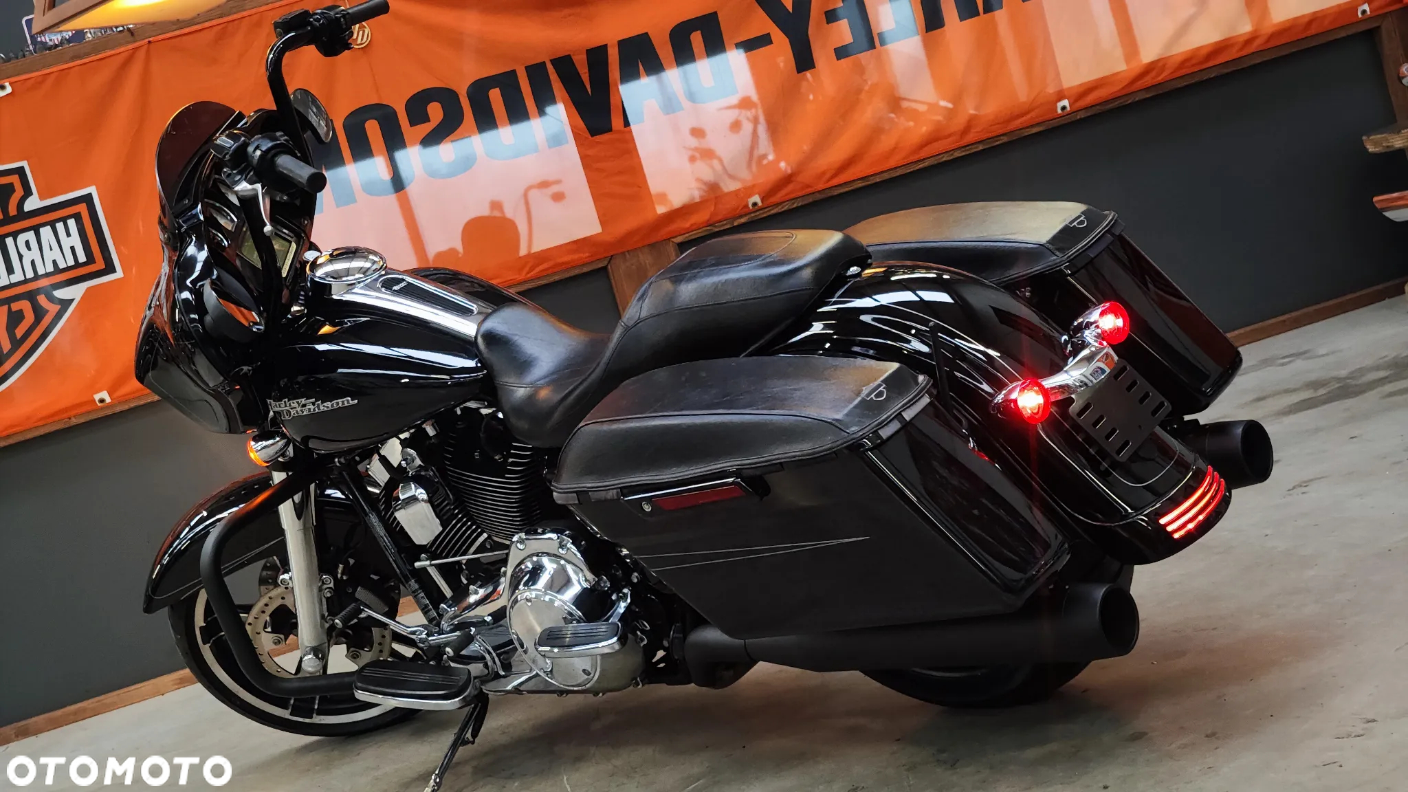 Harley-Davidson FLHXS Special - 11