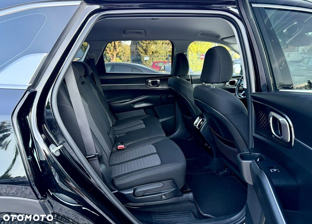 Kia Sorento - 12